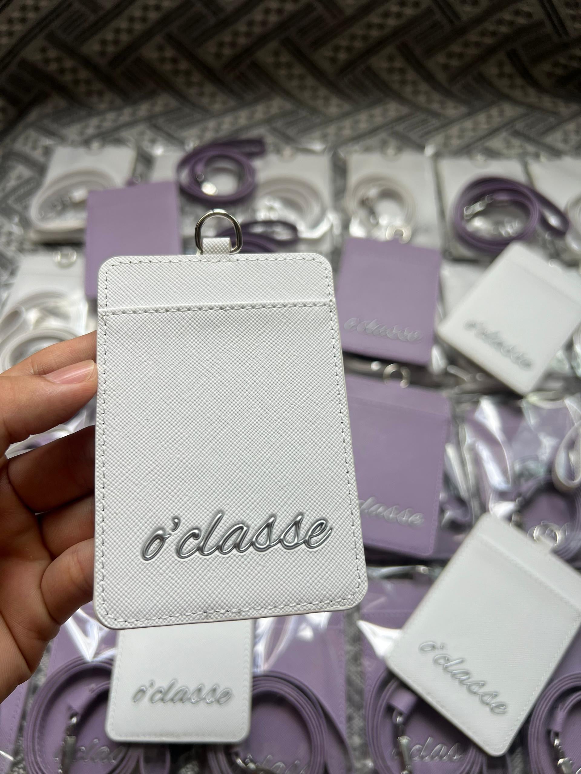 o‘classe - Cardholder